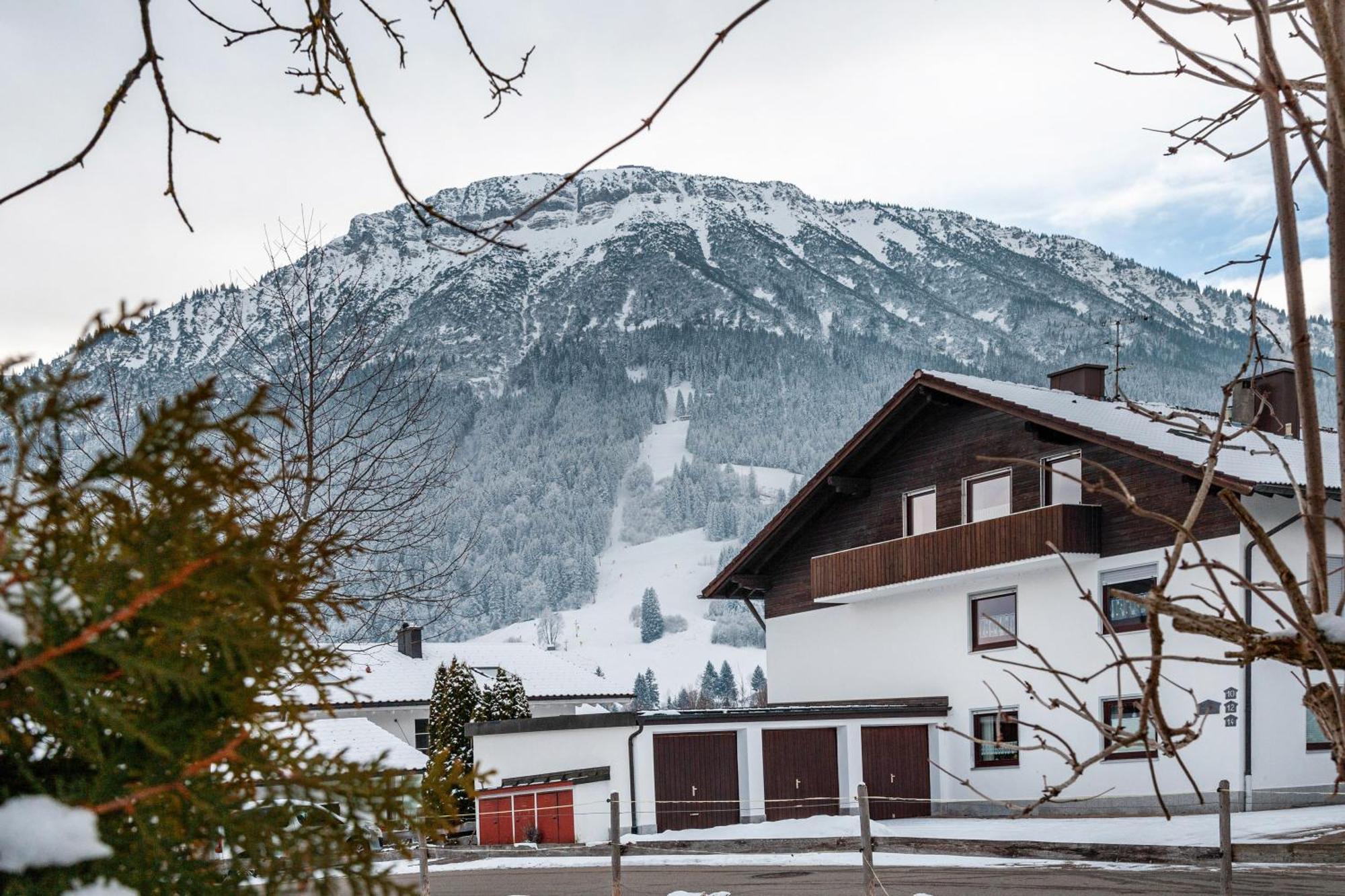 Haus Bergliebe - Zugspitzblick Pfronten Exterior foto